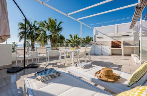 Malaga-Este Apartamento | Miguel Beach Apartment in Malaga by Solaga Holiday Homes