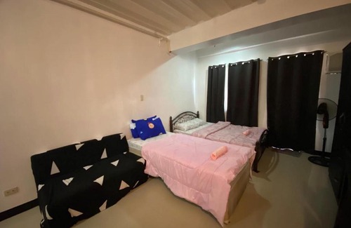 Moonwalk Apartamento | Mikaella's staycation Kassel residences
