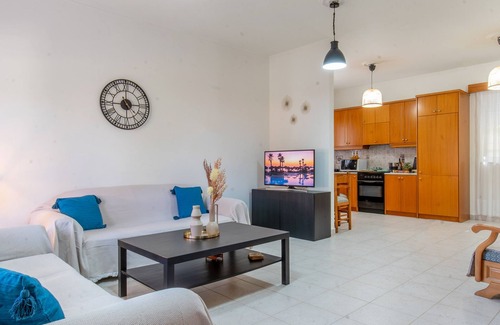 Petaloudes Casa | Mike's House in Kremasti near the Beach Rhodes
