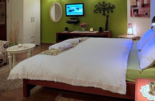 Rosh Pinna Cama Y Desayuno | Miki's Rosh Pina