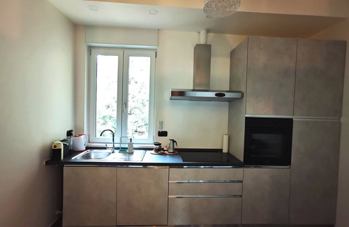 Ceriano Laghetto Apartamento | Milan/Como/Rho Fiera/Malpensa/Saronno free Wi-Fi private garage