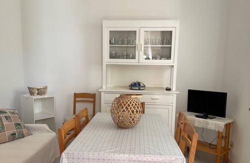 Bosa Marina Apartamento | Milano 13, Piano Terra a Pochi Passi dal Mare
