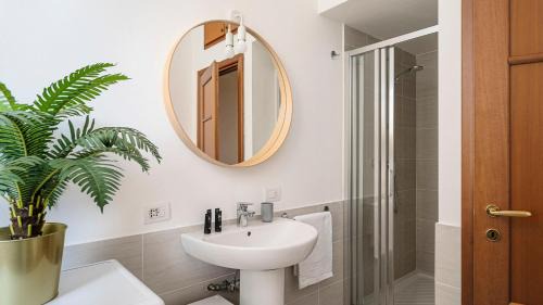 Fiera Apartamento | Milano Citylife Suites - Fully equipped apartments