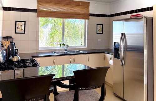 Sabana Liber Casa | Mila’s Family Getaway