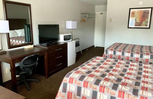 Collingwood Hotel | Milestone Motel