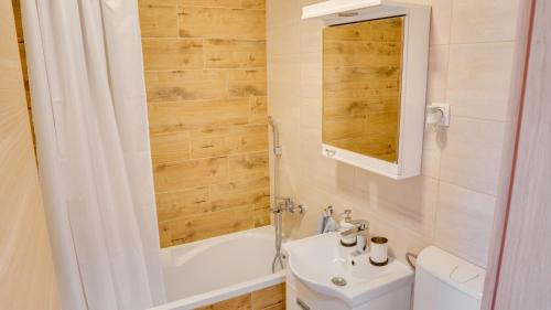 Novi Sad Apartamento | MILICA 65m2, Free parking & Wi-fi