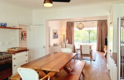 Gordons Bay Central Cabaña | 'Milkwood Cottage', Charming 3 bedroom Beachfront Home with private pool