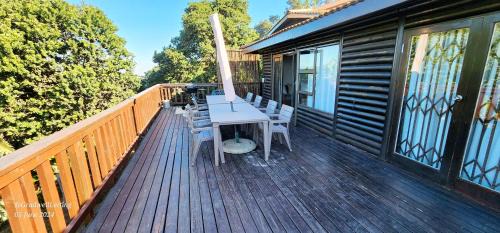 Port Edward Apartamento | Milkwood Lodge 7 - Sleeps 7