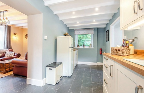 Saint Clears Cabaña | Mill Keeper's Cottage