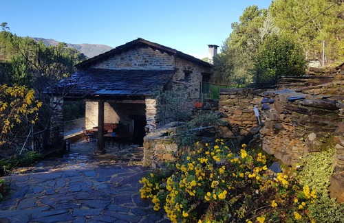 Pinofranqueado Cabaña | Molino rehabilitado con Piscina Natural y Barbacoa en entorno natural