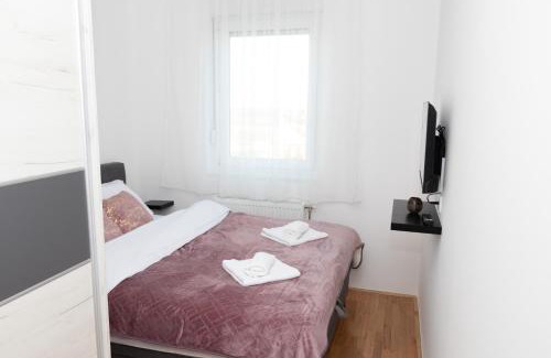 Backa Palanka Apartamento | Millennium Apartment