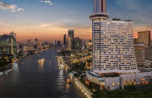 Khlong Ton Sai Hotel | Millennium Hilton Bangkok