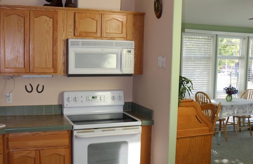 Prineville Apartamento | Millers' Misfit Farm