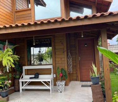 Itaipava Chalet De Esquí | Millicent Residence - Chalet Milly e Chalet Iris - Itaoca Praia - ES