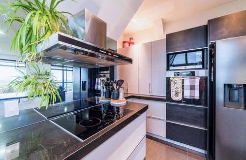 Cashmere Casa | Million Dollar City Views - Sleeps 12