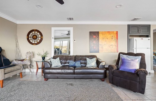 Hacienda Heights Casa | MILLONES de dólares Ver Casa GRANDE de 8 camas a solo 20 minutos del centro de Los Ángeles