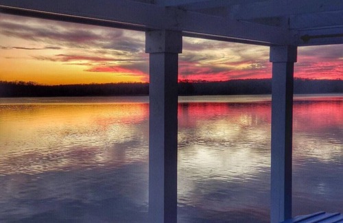 Winchester Casa | Million Dollar Views: Lakefront, Dock, Kayaks+More