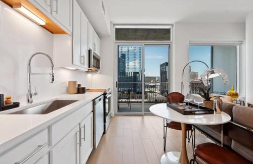Civic District Apartamento | Millionaire Row on Guadalupe - Tallest building in Texas