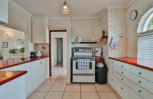 Cape Town Casa | Milnerton Oak Lodge
