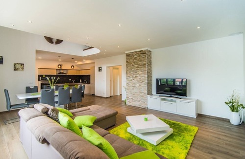 Porec Apartamento | Milohanic Luxury / Three-Bedroom IV with Balcony