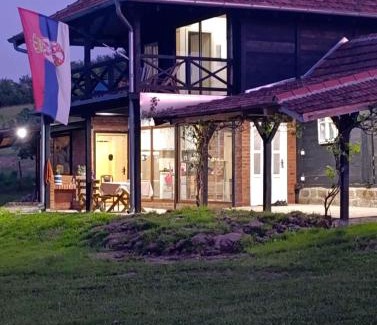 Sumadija Casa | MILOSEV KONAk kuća na jezeru