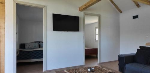 Sumadija Casa | MILOSEV KONAk kuća na jezeru
