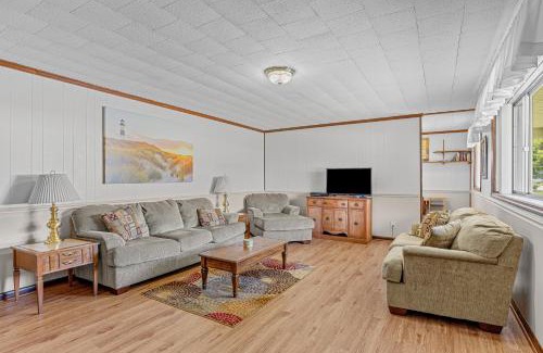 Morehead City Casa | Milta's Manor