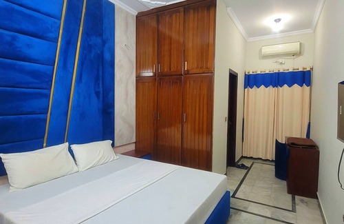 F-6 Sector Cama Y Desayuno | Milton lodge guest house in G 13/1 near the Islamabad international irport