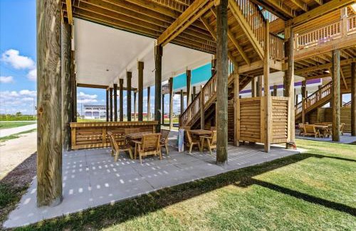 Port Bolivar Casa | Mimosa Beach - Luxury Beachfront 5BR, Gorgeous views from multiple Decks