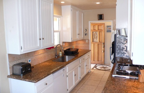 Fullerton Casa | Min 30 day Private Heated Pool, Safe Clean Family Home