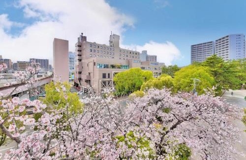 Suita Hotel | Minamisenri Crystal Hotel - Vacation STAY 78162v