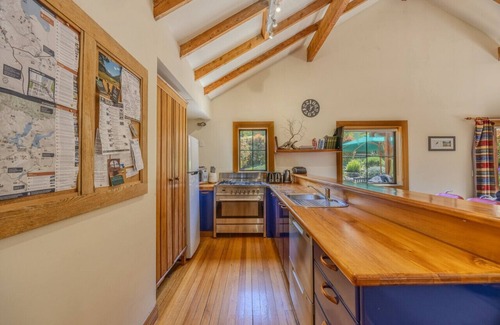 Wanaka Casa | Minaret Cabin | 3 bedroom home