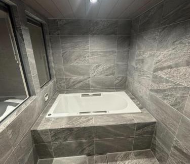 Nishi Villa | Minato Mirai 15 min 1BR 1BA