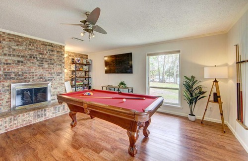Mineola Casa | Mineola Lake House with Dock and Fire Pit!