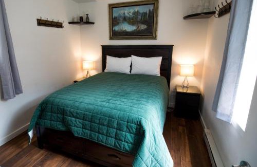 Idaho Springs Casa | Miners Cabin at Base Camp Lodging Company