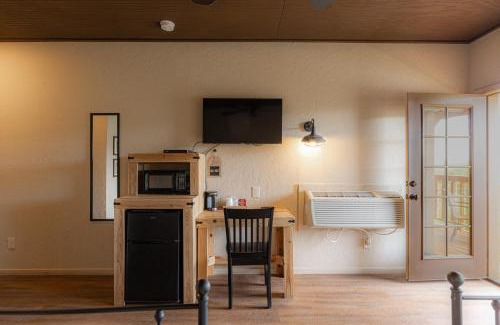 Tombstone Chalet De Esquí | Miners Cabins #1 - Two Double Beds and Private Balcony
