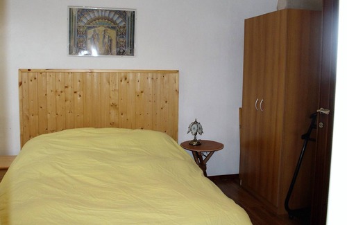 Comeglians Apartamento | Mini apartamento con terraza panorámica.