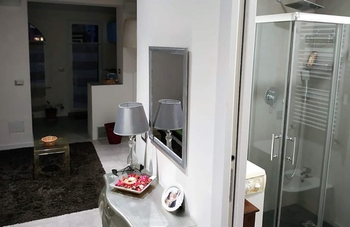 Centro Direzionale Apartamento | MINI ATTICO APARTAMENTOS