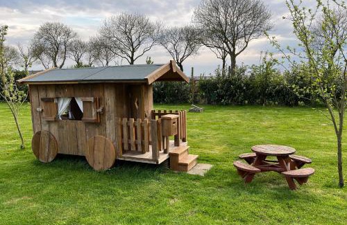 Dikbroeken Otro | Mini Camping Drentse Monden