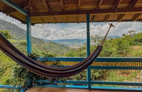 Jardin Chalet De Esquí | Mini Casa Citará