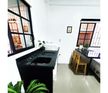 Ecuadorian Amazon Apartamento | Mini departamento en Playas Villamil