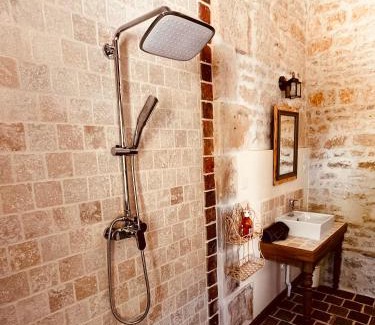 Sainte-Gemme-la-Plaine Casa | Mini gîte royal