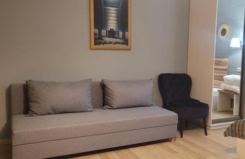 Holosiivskyj Hotel | Mini Hotel on Demiivska