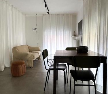 Reggio nell'Emilia Cama Y Desayuno | Mini loft