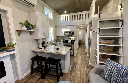 Tracy City Cabina | Mini Manor on the Mountain at The Retreat at Water's Edge