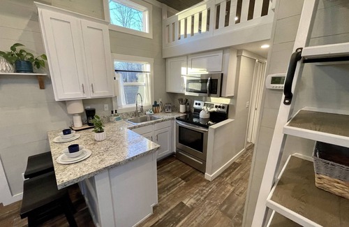 Tracy City Cabina | Mini Manor on the Mountain at The Retreat at Water's Edge