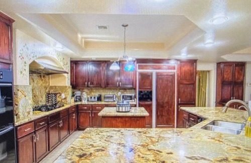 Enterprise Casa | Mini mansion luxury living