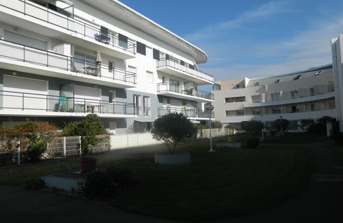 La Rochelle Apartamento | Estudio mínimo con piscina y garaje, clasificado 2 estrellas.
