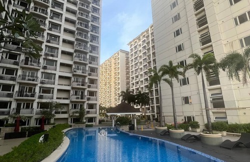 Paranaque Condominio | Minimalist 2 Bedroom unit @ Solemare Parksuites
