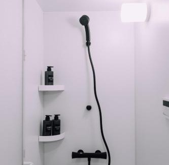Minami Apartamento | Minimalist Loft Namba Compact Studio with a 24-hour Gym MA1003